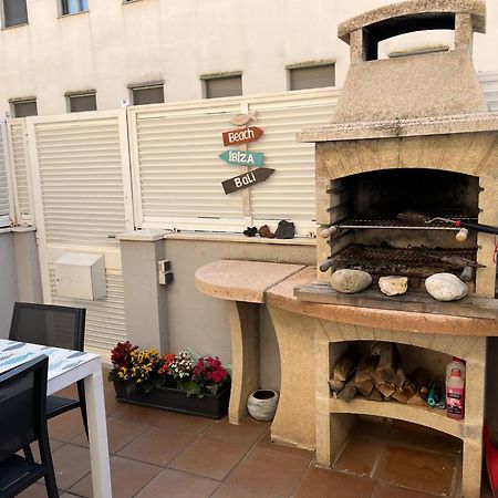 Cozy Beach House With Pool & Bbq クベリャス エクステリア 写真