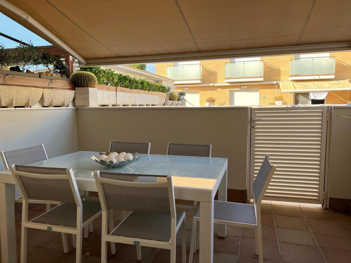 Cozy Beach House With Pool & Bbq クベリャス エクステリア 写真