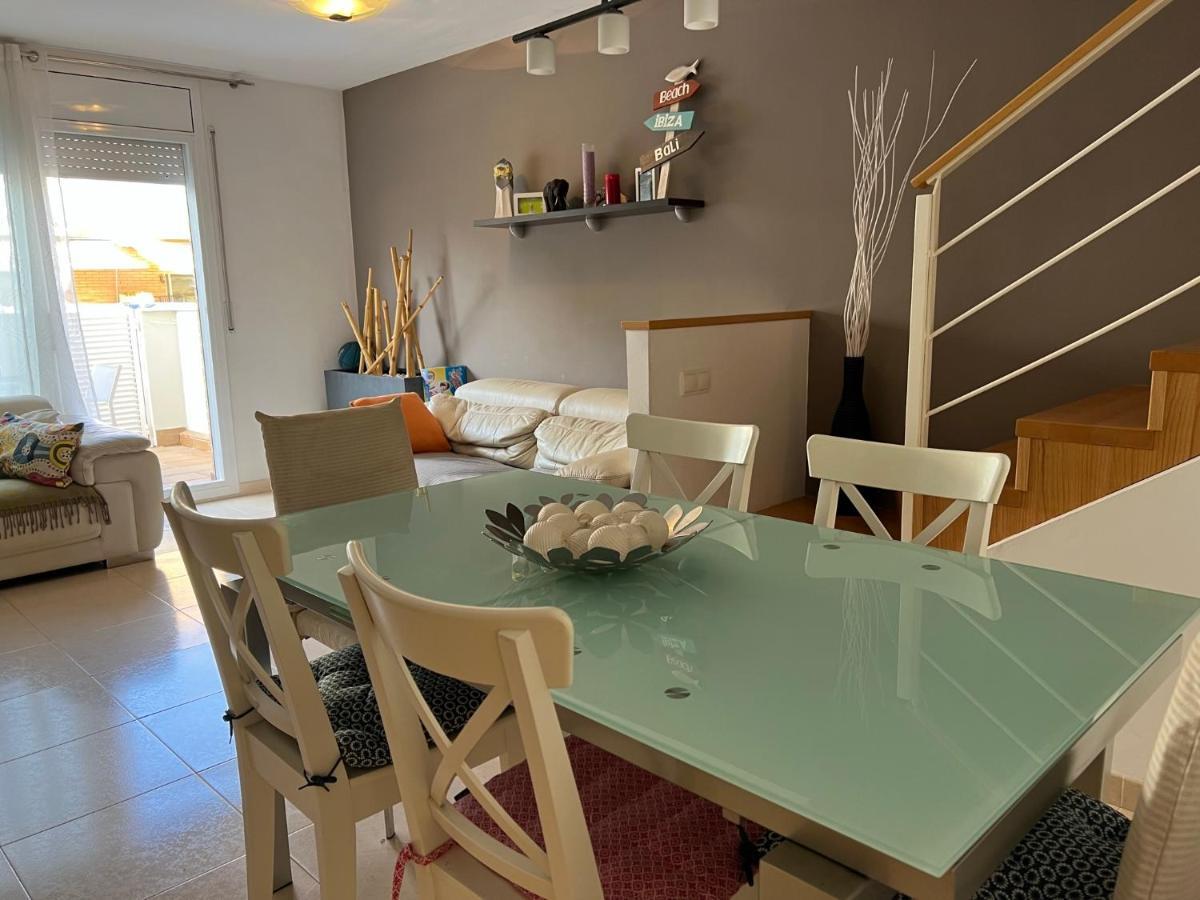 Cozy Beach House With Pool & Bbq クベリャス エクステリア 写真